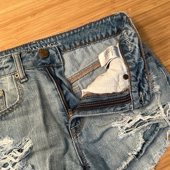 Hi rise festival. American eagle shorts - Picture 5 of 5
